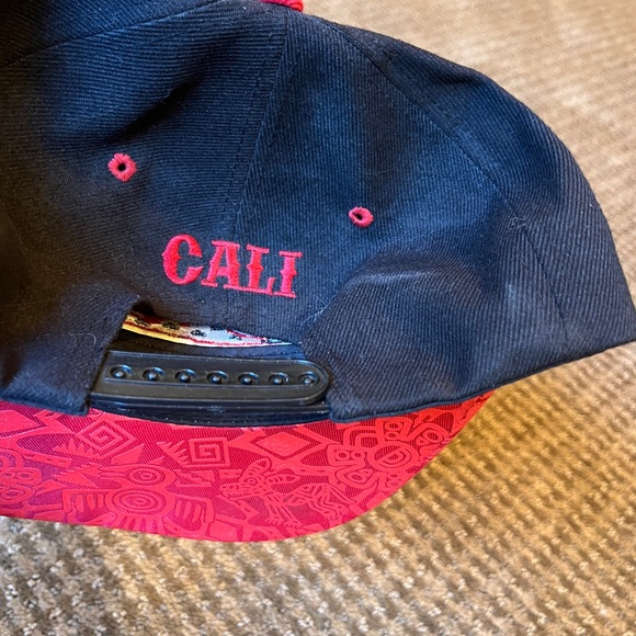 Big bear headwear-California Republic SnapBack-OSFM- EUC! - Picture 5 of 8